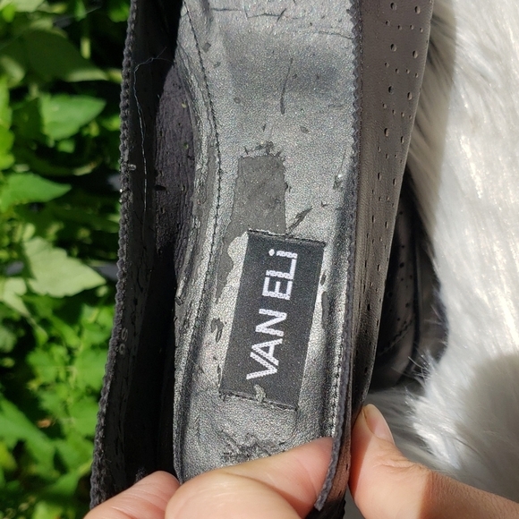 Vaneli Black Perforated Loafers satin bow 9S - Picture 4 of 9